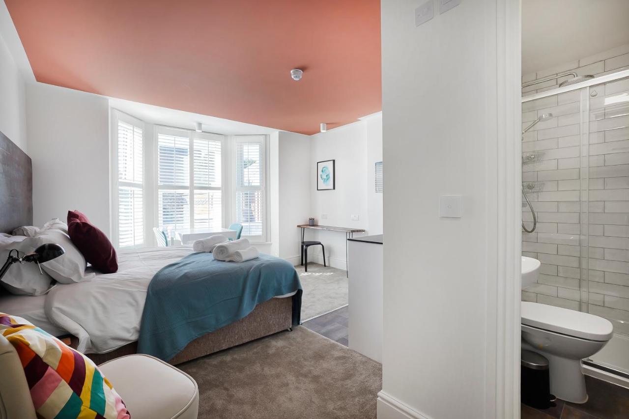 Stylish Eco Aparthotel In 포크스턴 외부 사진