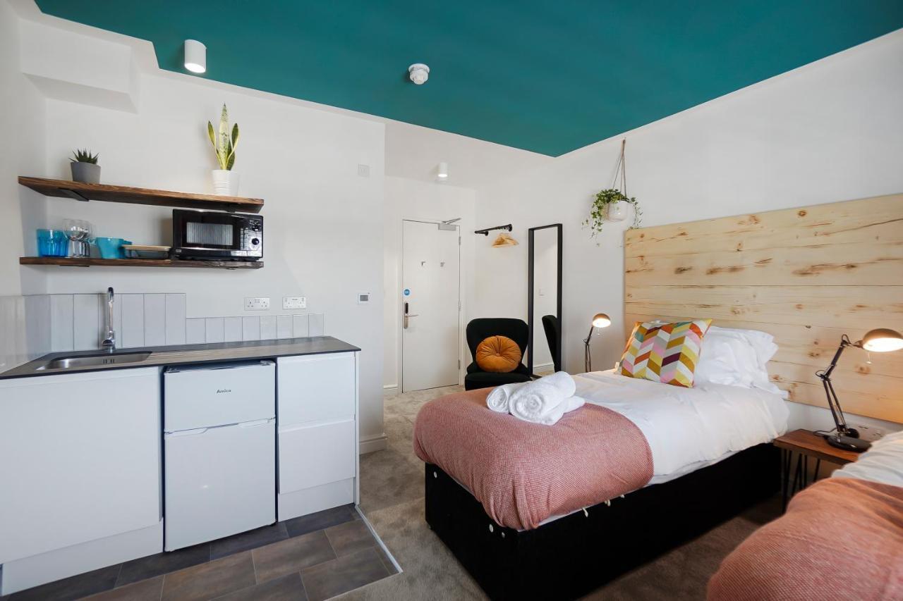 Stylish Eco Aparthotel In 포크스턴 외부 사진