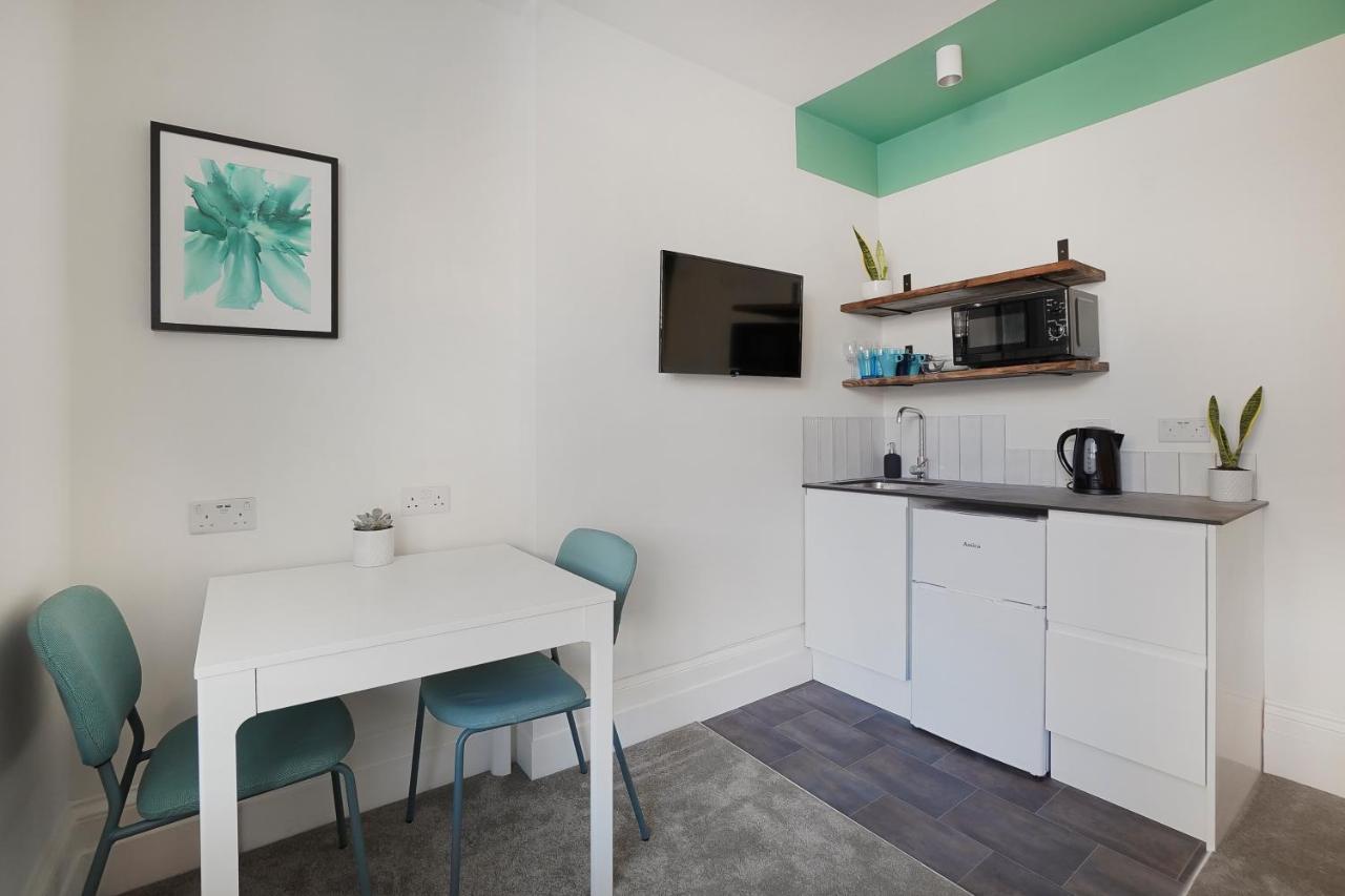 Stylish Eco Aparthotel In 포크스턴 외부 사진