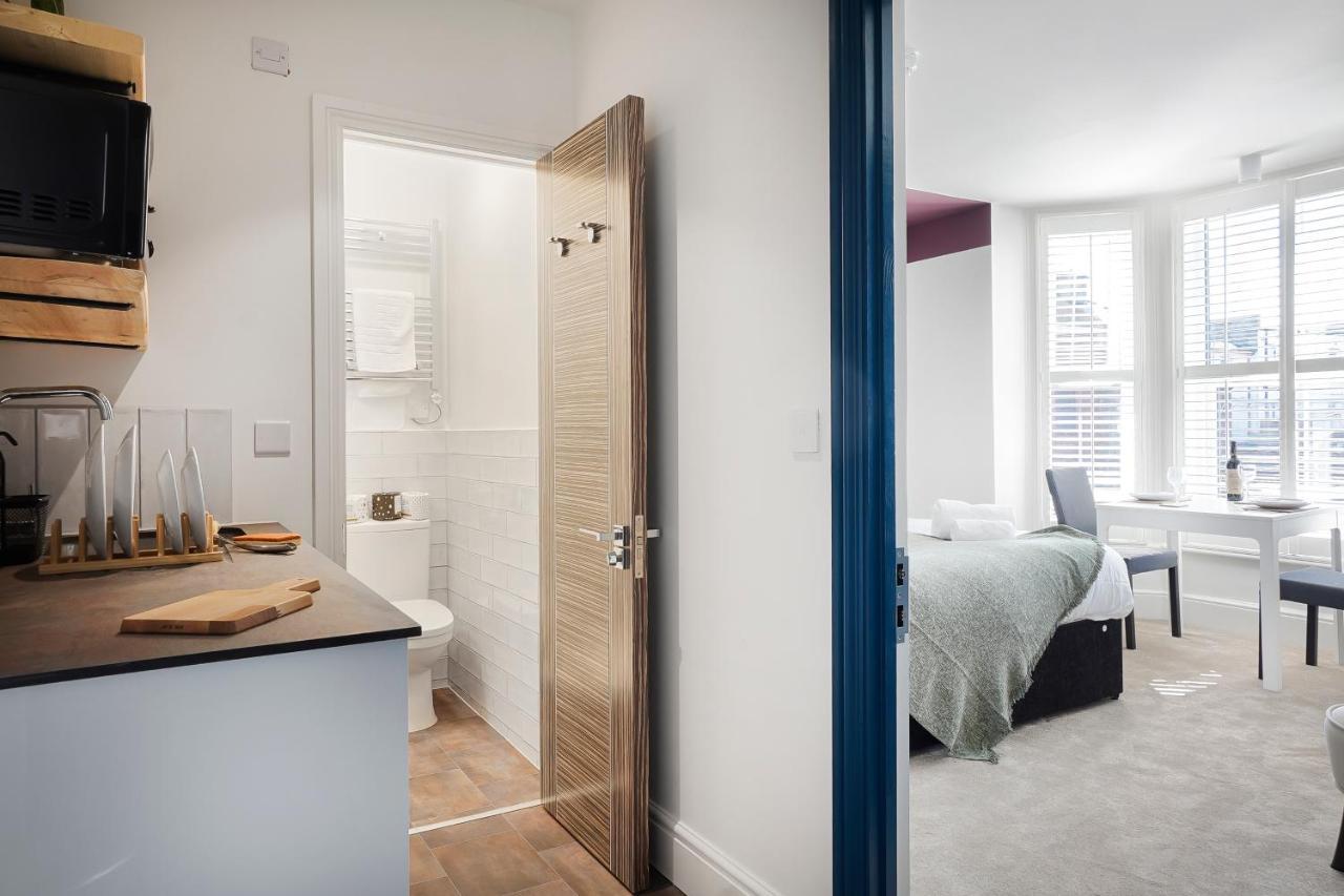 Stylish Eco Aparthotel In 포크스턴 외부 사진