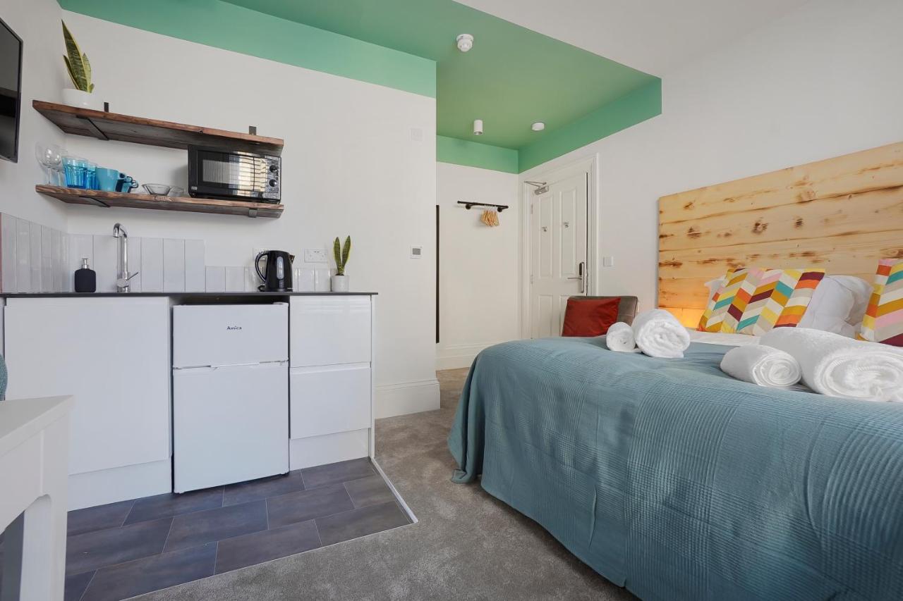 Stylish Eco Aparthotel In 포크스턴 외부 사진
