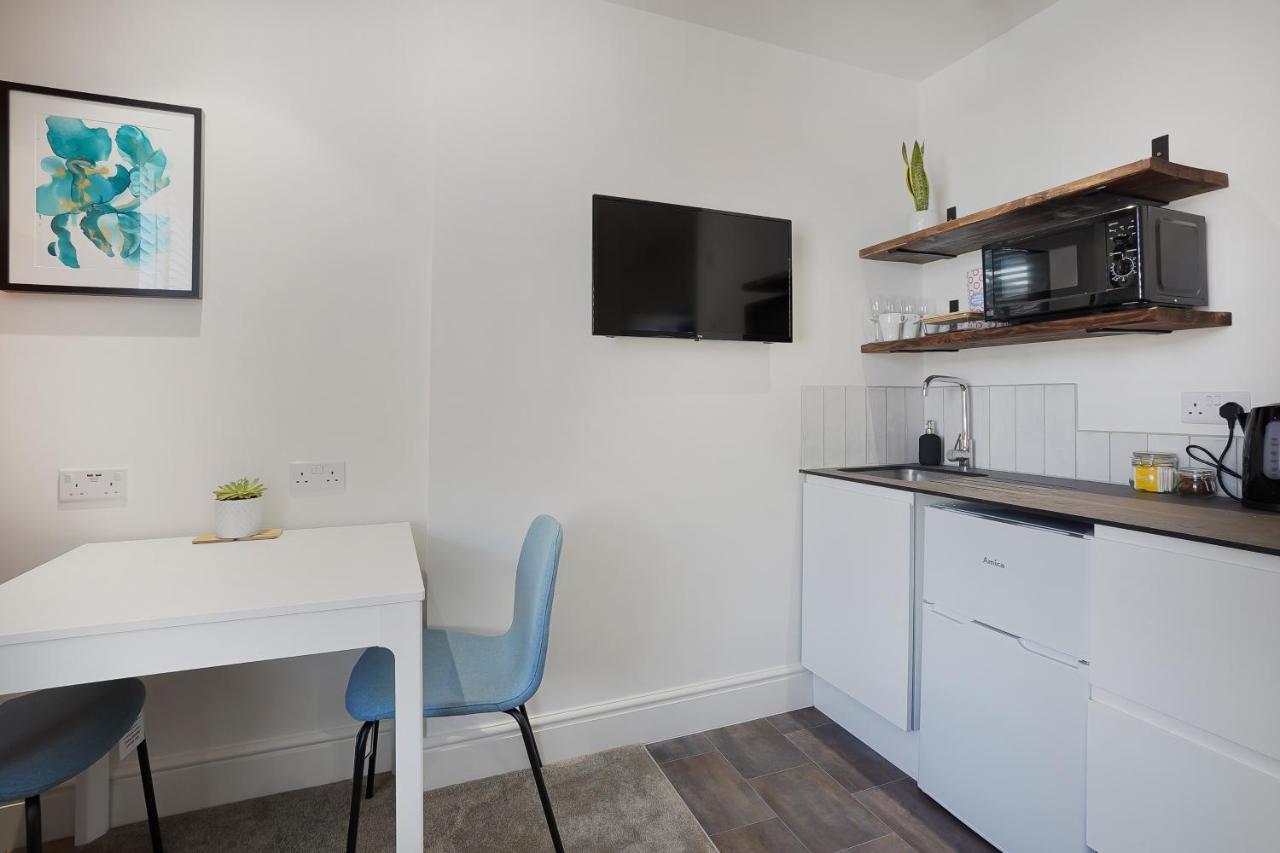 Stylish Eco Aparthotel In 포크스턴 외부 사진