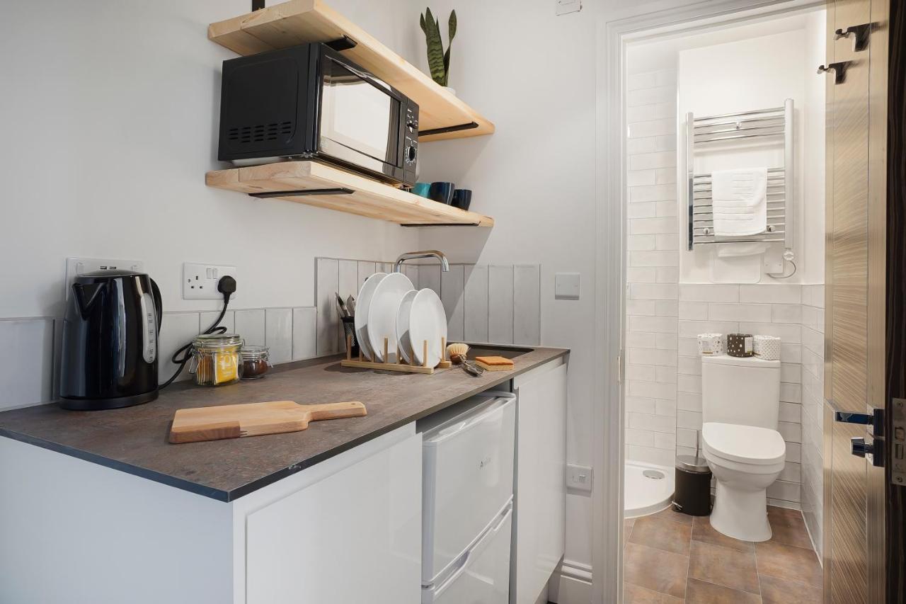 Stylish Eco Aparthotel In 포크스턴 외부 사진