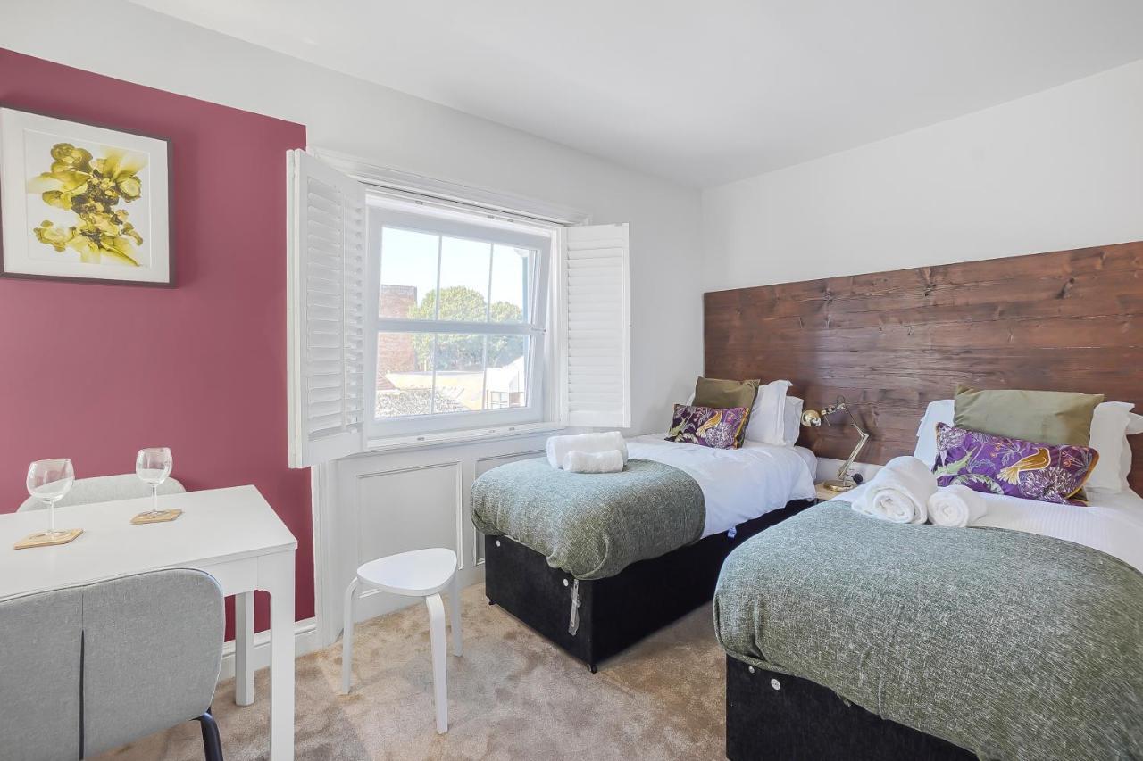 Stylish Eco Aparthotel In 포크스턴 외부 사진