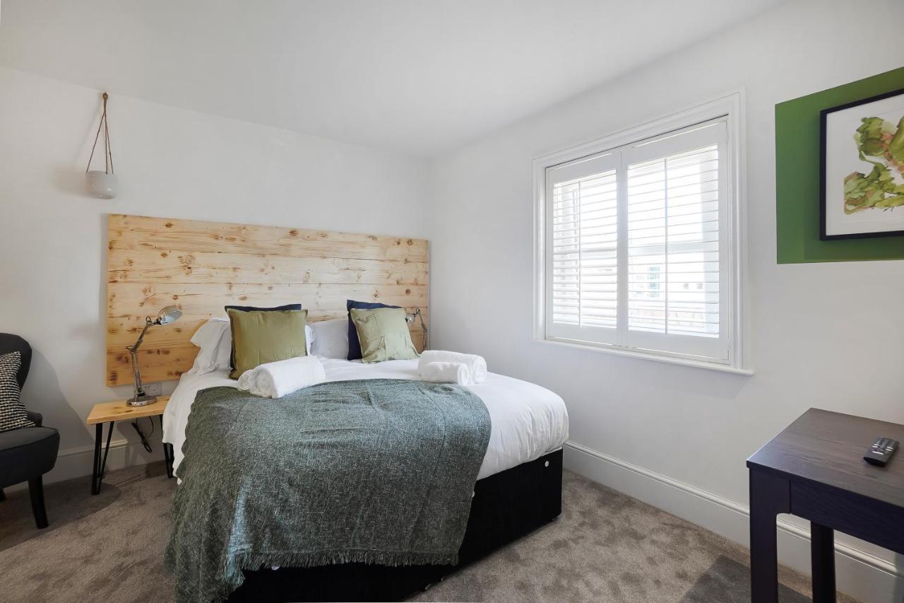 Stylish Eco Aparthotel In 포크스턴 외부 사진